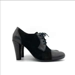 Franco Sarto Black Leather Oxford Lace up Heels